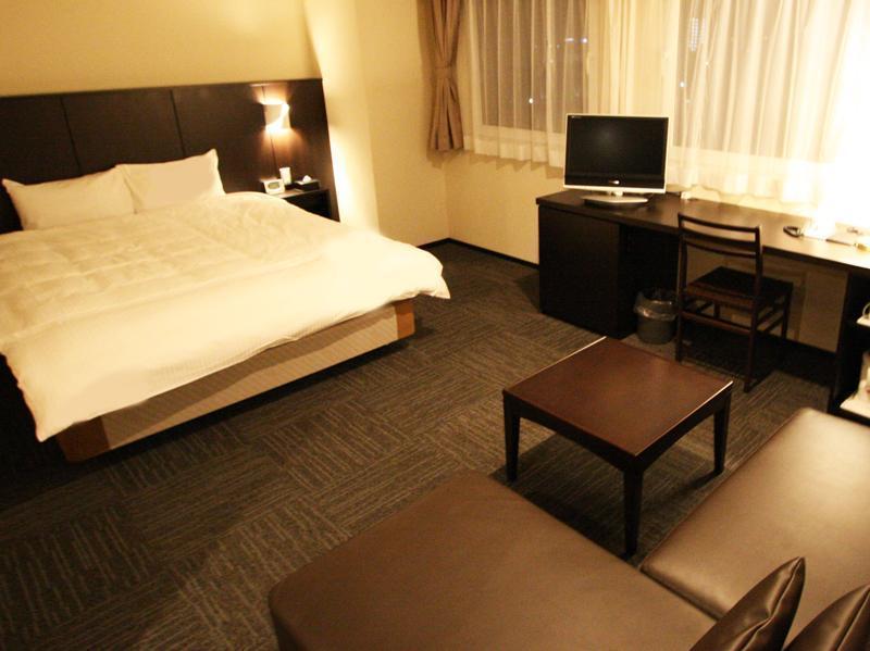 Green Rich Hotel Tosu Ekimae Extérieur photo