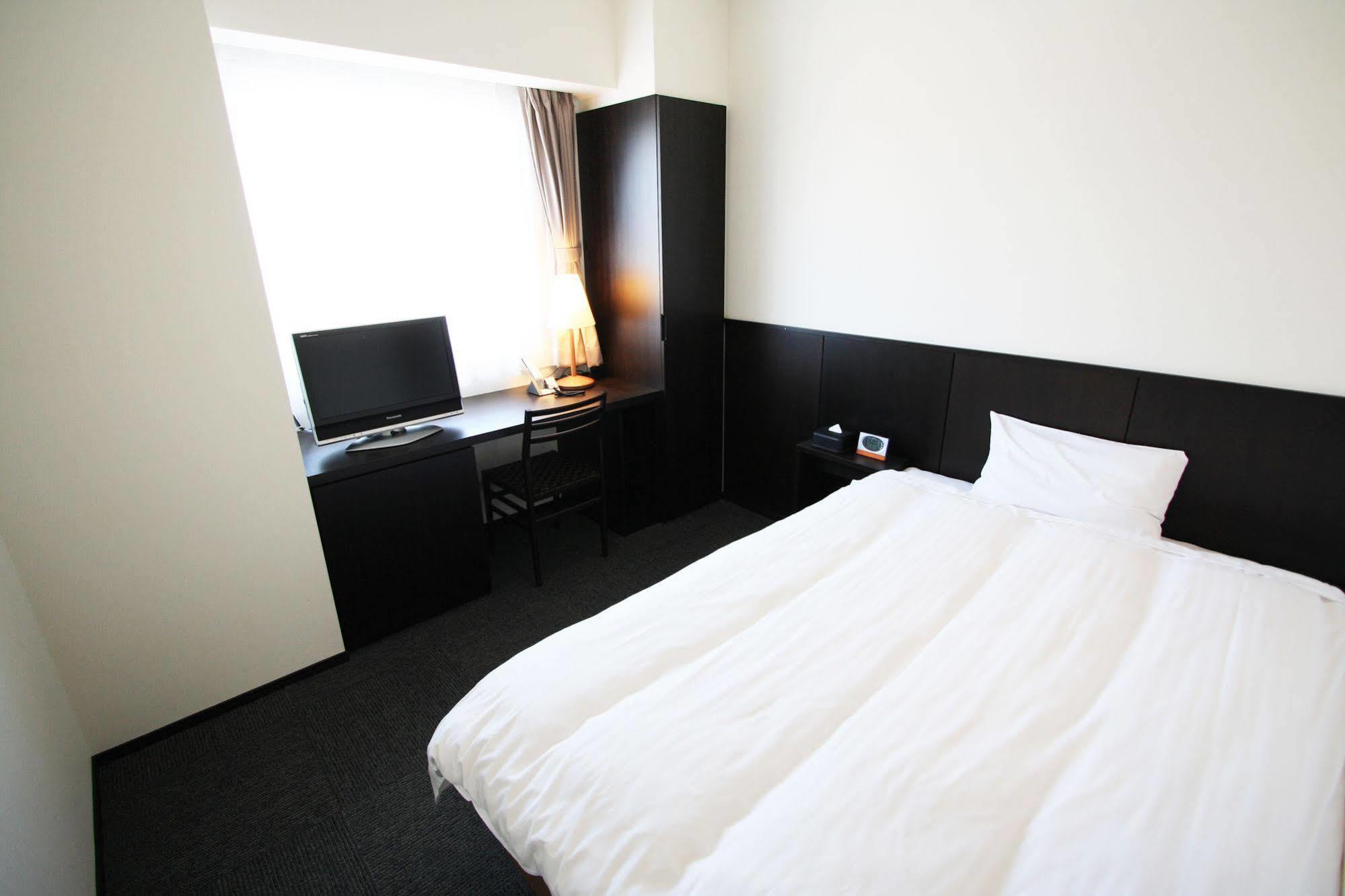 Green Rich Hotel Tosu Ekimae Extérieur photo